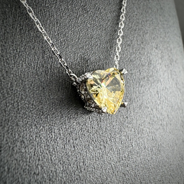 Necklace-diamondlite-red,yellow,white and pink,silver for woman - Image 6