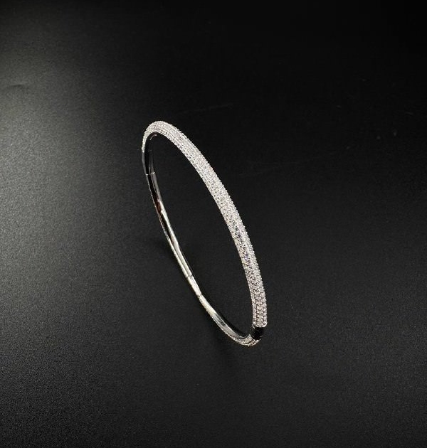 Silver bangle-diamondlite-for woman