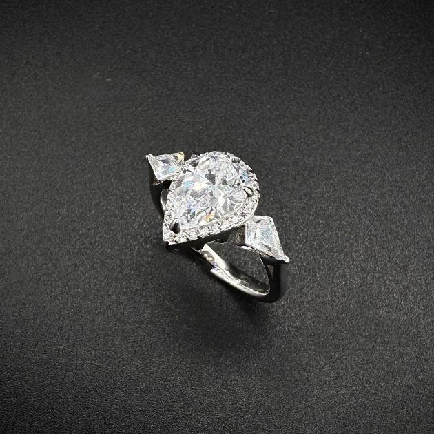 Silver ring-diamondlite-for woman