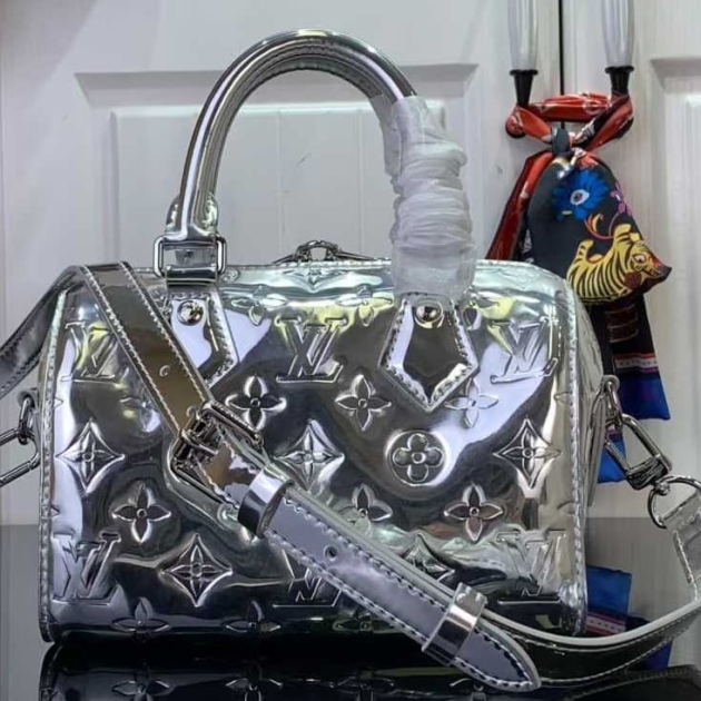 Louis Vuitton bag-for woman-REPLICA