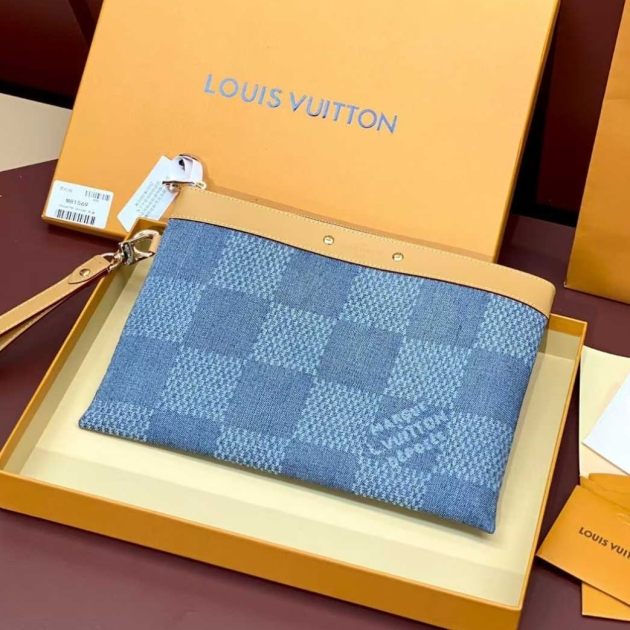 Louis Vuitton wallet-for woman-REPLICA