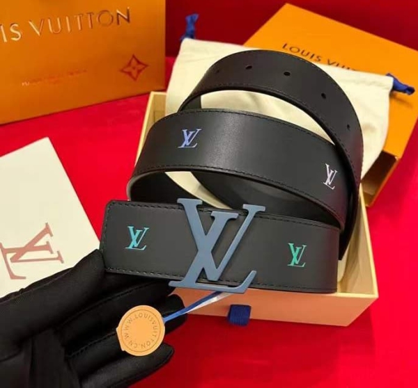 Louis Vuitton belt-for men-REPLICA