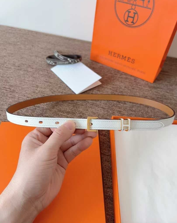 Hermes belt-for woman-REPLICA - Image 3