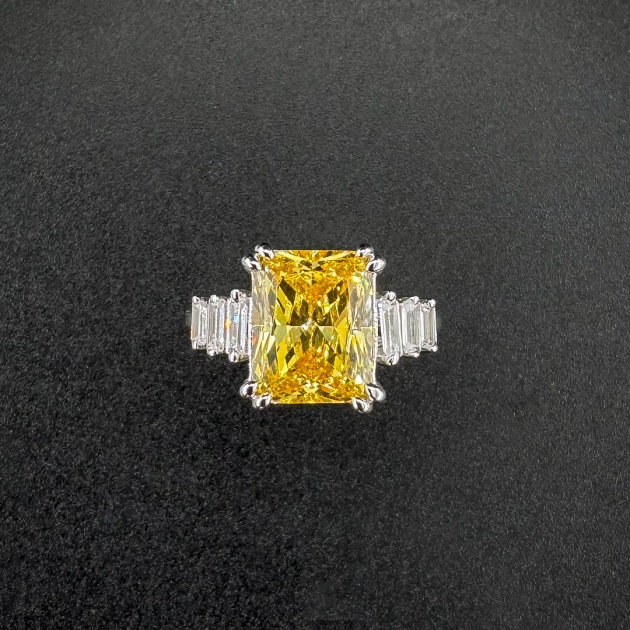 Silver ring-diamondlite-for woman