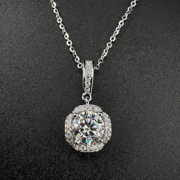 Silver pendant-moissanite-for woman