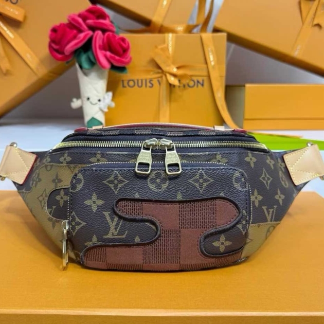Louis Vuitton bag-for men-REPLICA