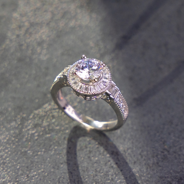 Silver ring-diamondlite-for woman