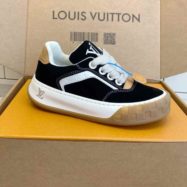 Louis Vuitton sneakers-for men-REPLICA