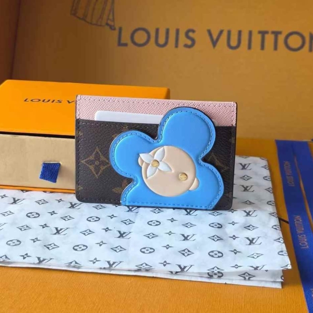 Louis Vuitton wallet-for woman-REPLICA