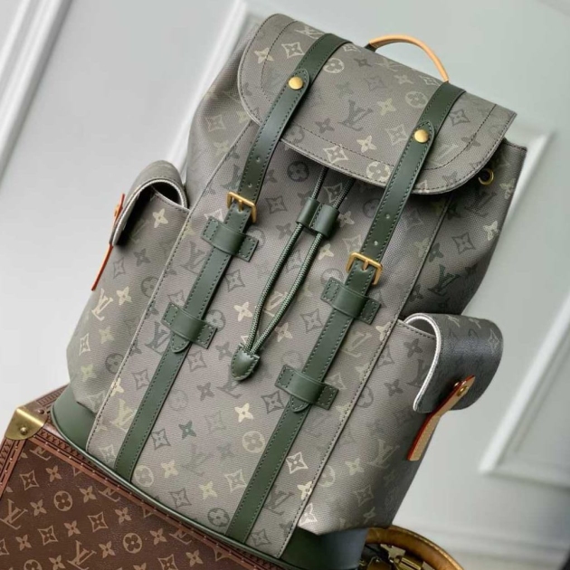 Louis Vuitton bag-for men-REPLICA