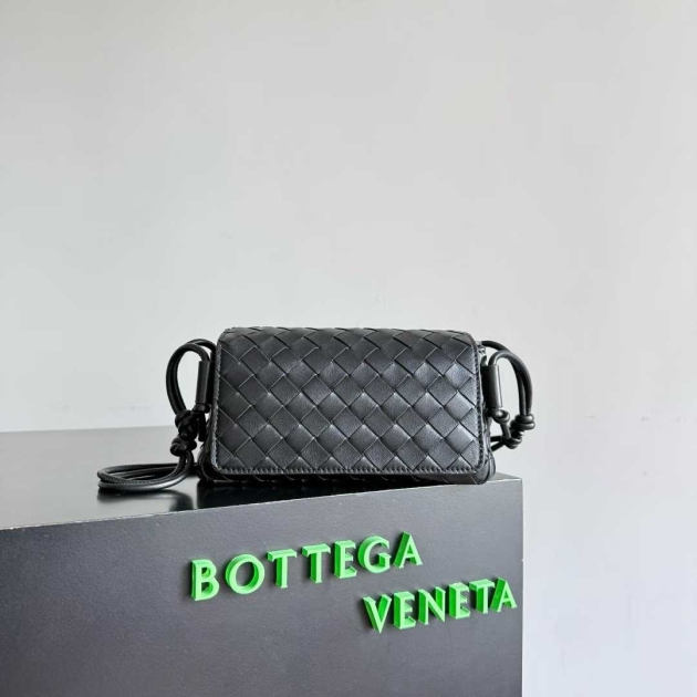 Bottega Veneta bag-for woman-REPLICA