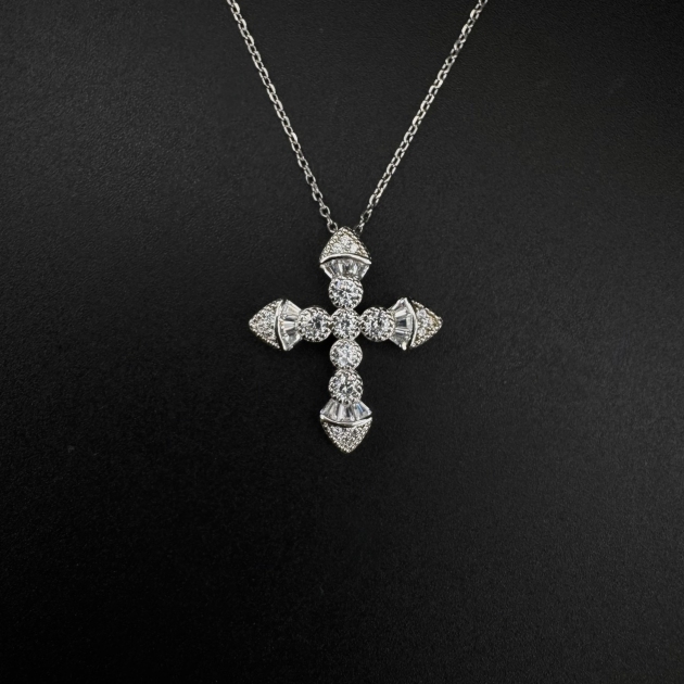 Silver pendant-diamondlite-for woman
