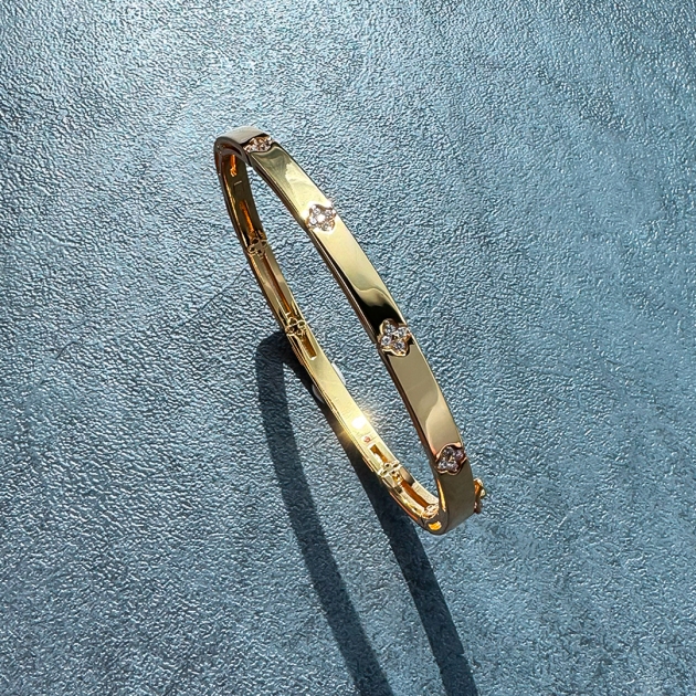 Women’s Copper Diamondlite Clover Bangle