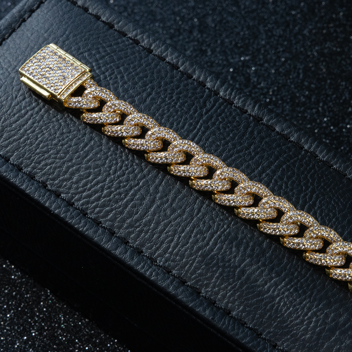 Women’sCopper Cuban Link Bracelet Diamondlite