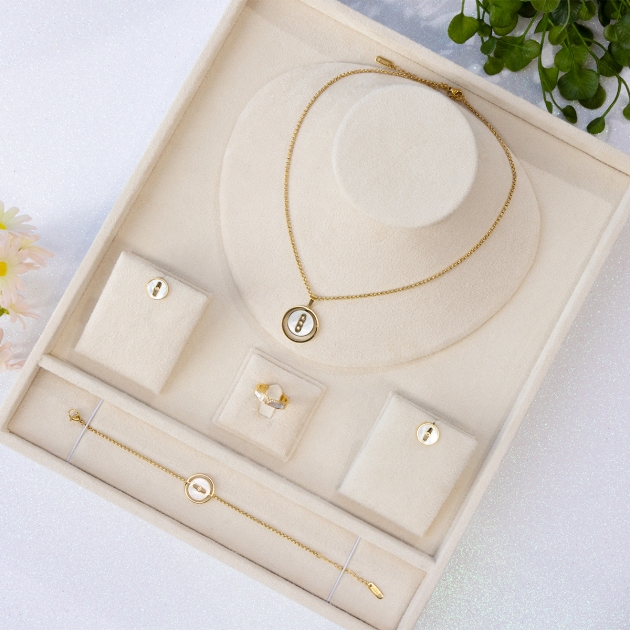 Women’s Stainless Steel Diamondlite set