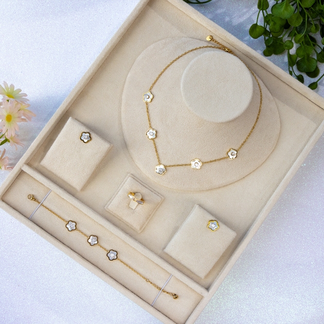 Women’s Stainless Steel Diamondlite set