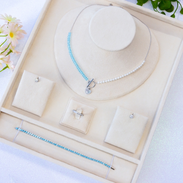 Women’s Stainless Steel Diamondlite set