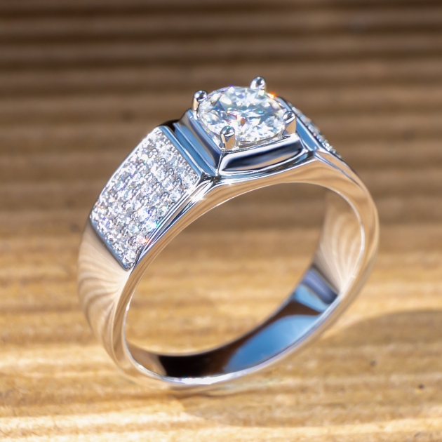 Men's Silver Ring Lab Moissanite